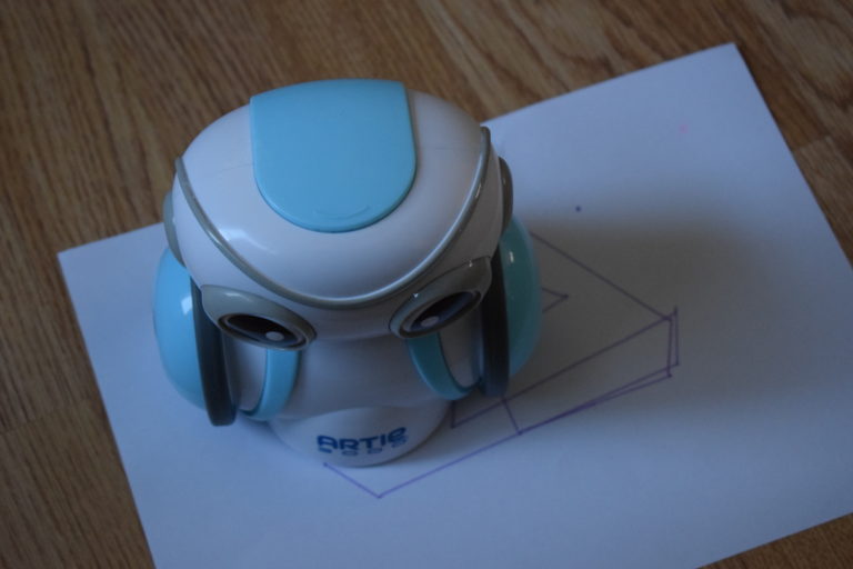 Artie 3000 Drawing and Coding Robot | Review
