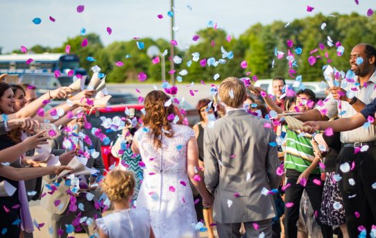 Why personalised confetti packets are a big deal when it comes to weddings